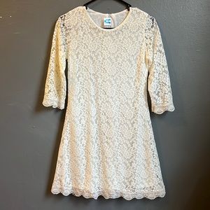 White lace dress - size 2